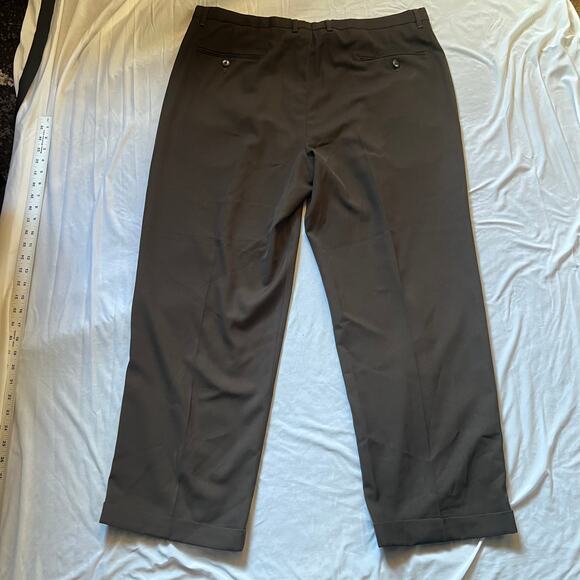 Men’s Brown Dress Pants Pleated Front Slacks 40x30 Classic Fit Formal Trousers - Picture 3 of 9